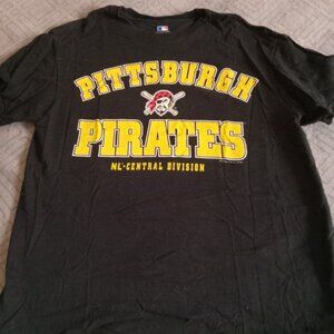 Pittsburgh Pirates MLB Genuine Merchandise -- Vintage Logo Shirt Sz Medium